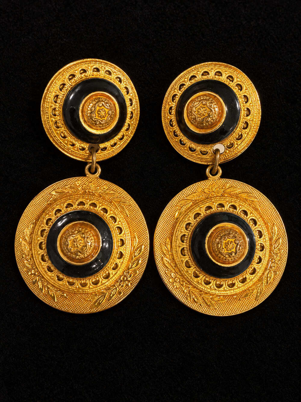 ⚜️ Patti Horn | Victorian-Style Drop Clip-On Earrings | Gold-Tone & Black 💗